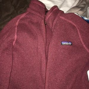 burgundy-maroonish Patagonia zip up jacket !!